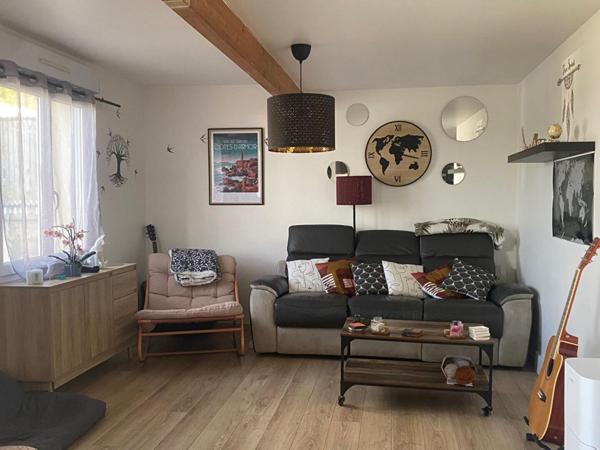 MAISON  44680 SAINTE PAZANNE - 2 CHAMBRES - BUDGET 216 000  HAI