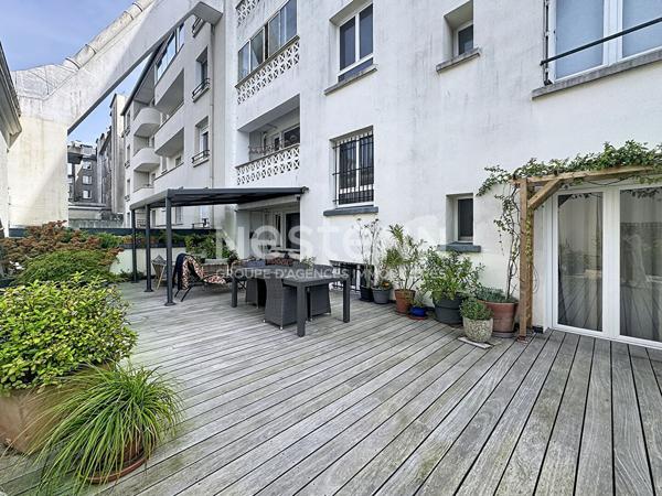 EXCLUSIVITÉ NESTENN BREST  APPARTEMENT DE CARACTÈRE AVEC TERRASSE DE 150 M²