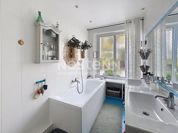 EXCLUSIVITÉ NESTENN BREST  APPARTEMENT DE CARACTÈRE AVEC TERRASSE DE 150 M²