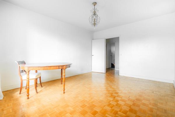 Appartement 59 m2, Carrez, au calme, T3, Bois d'Arcy, quartier de l'Eglise, et proche de toutes commodités!