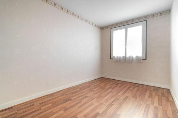 Appartement 59 m2, Carrez, au calme, T3, Bois d'Arcy, quartier de l'Eglise, et proche de toutes commodités!