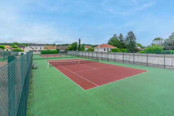 Appartement 59 m2, Carrez, au calme, T3, Bois d'Arcy, quartier de l'Eglise, et proche de toutes commodités!
