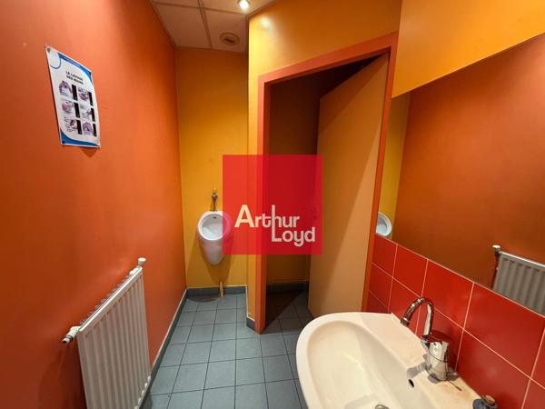 Bâtiment de bureaux à louer à Seyssinet-Pariset avec parkings privatifs