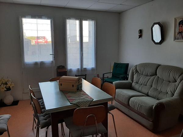 Maison broglienne en centre ville de 4 pièces avec garage