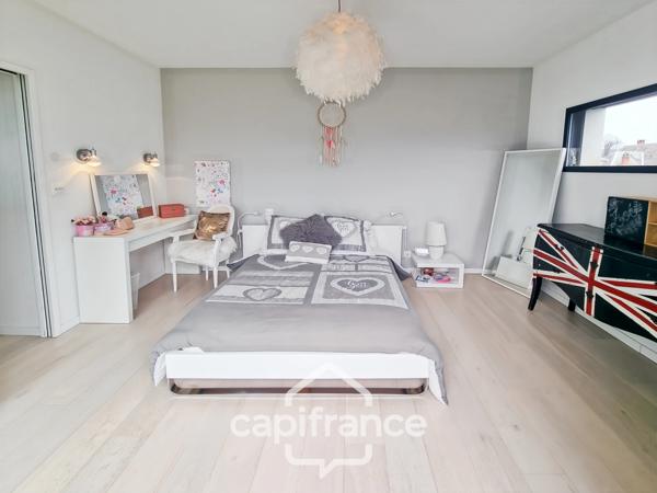 Maison à vendre 171 M² Contemporaine avec piscine TRESSERVE (73)