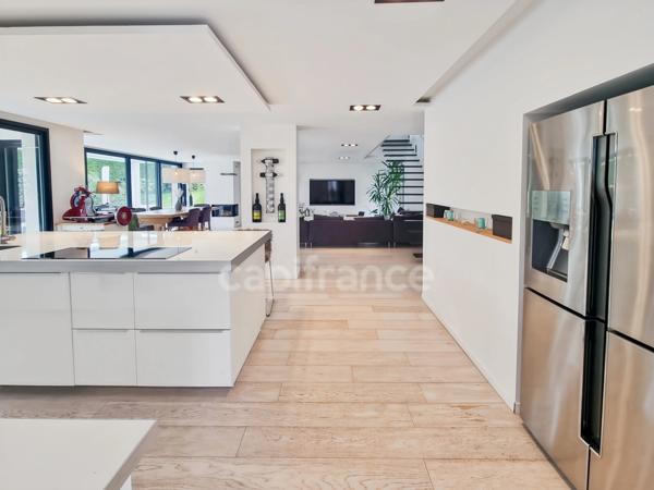 Maison à vendre 171 M² Contemporaine avec piscine TRESSERVE (73)