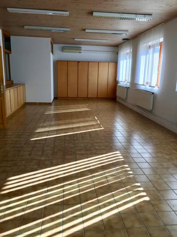 BUREAUX à LOUER de 79.87 m²