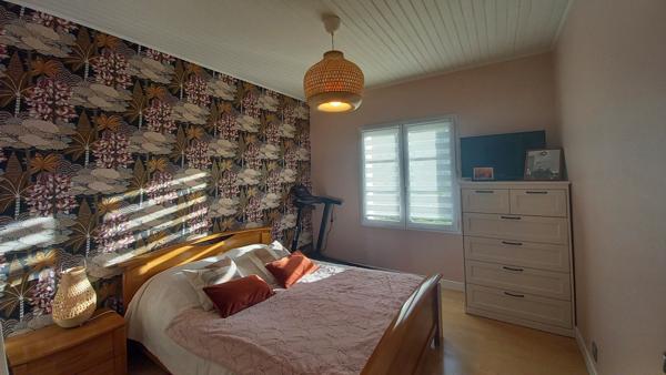 Maison de plain-pied à vendre à Saint Julien de Concelles - 4 chambres avec piscine !