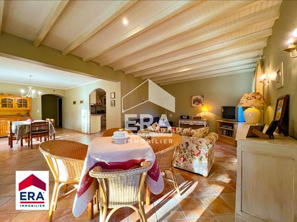 Villa + studio avec piscine