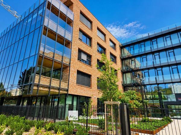 Location bureaux neufs Lyon Vaise proximité transports et terrasses