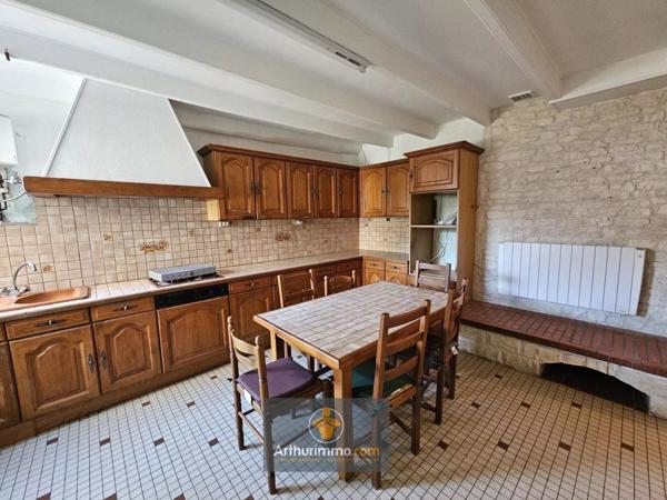 Vente                                                      Maison
                        
                     4 pièces                      85 m2                     à La Grève-sur-Mignon