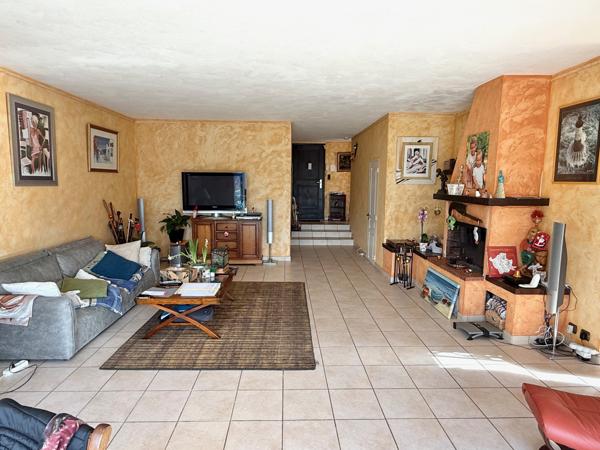 Bastelicaccia (20129) Maison T3 avec dépendance attenante