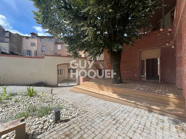 Local commercial 224,5 m2 en plein centre d'ALBI (Loyer Progressif par palier).