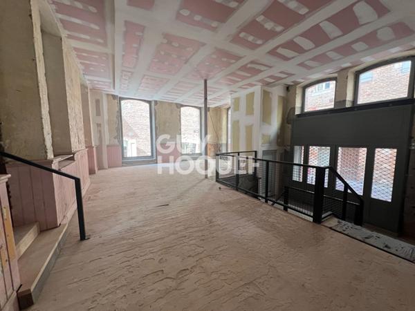 Local commercial 224,5 m2 en plein centre d'ALBI (Loyer Progressif par palier).