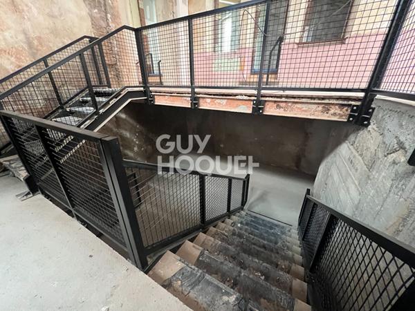 Local commercial 224,5 m2 en plein centre d'ALBI (Loyer Progressif par palier).