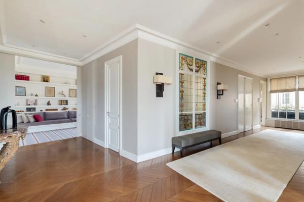 Duplex Paris 7e - INVALIDES
