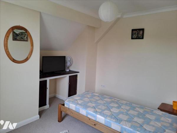 A VENDRE LOQUEFFRET MAISON AVEC TERRAIN PROCHE BOURG