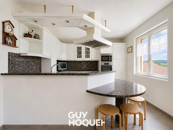 Magnifique Villa, Spacieuse avec Piscine et Dépendances - MILLY LAMARTINE