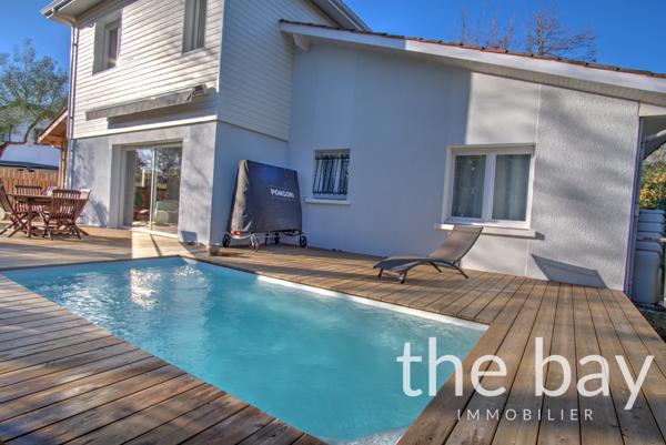 Andernos-les-Bains (33510) Villa 5 chambres avec piscine dans un quartier résidentiel