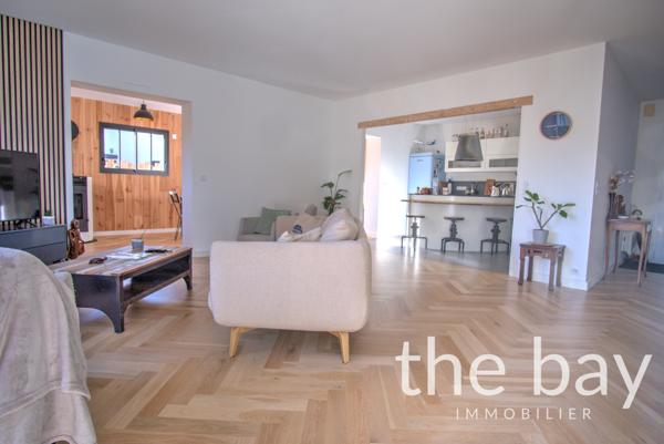 Andernos-les-Bains (33510) Villa 5 chambres avec piscine dans un quartier résidentiel