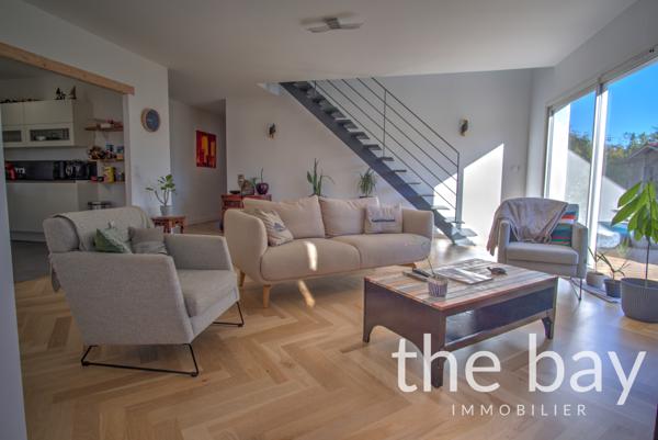 Andernos-les-Bains (33510) Villa 5 chambres avec piscine dans un quartier résidentiel