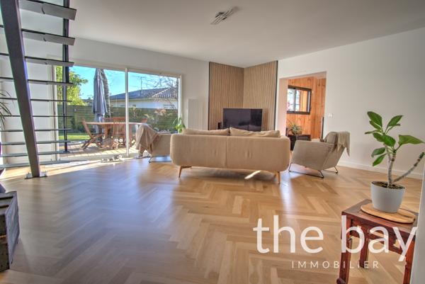 Andernos-les-Bains (33510) Villa 5 chambres avec piscine dans un quartier résidentiel