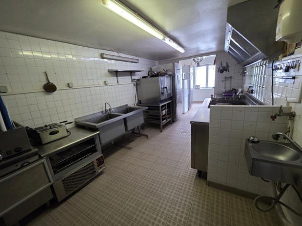 Charente Maritime (17) à DOLUS D'OLERON coeur de bourg A Vendre Fonds commerce Restaurant bistronomique licence 4