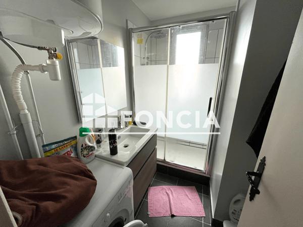 Location Appartement 2 pièces 50.54 m² - 9 RUE DES PAGES Flers 61100