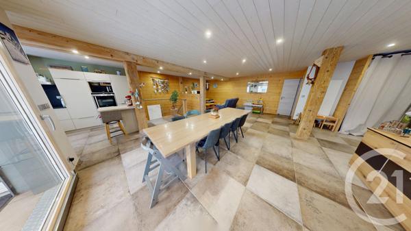 Appartement F4 à vendre  5 pièces - 145,47 m2 FRASNE - 25