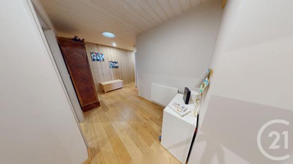 Appartement F4 à vendre  5 pièces - 145,47 m2 FRASNE - 25