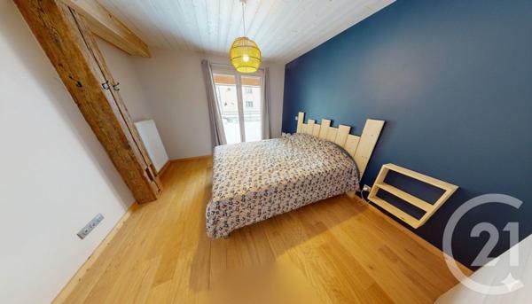 Appartement F4 à vendre  5 pièces - 145,47 m2 FRASNE - 25