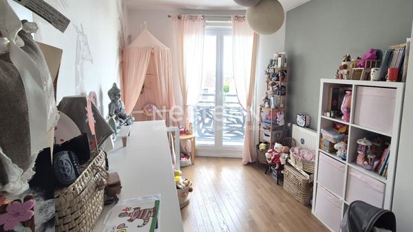 Appartement 3 pièces centre ville de Houilles