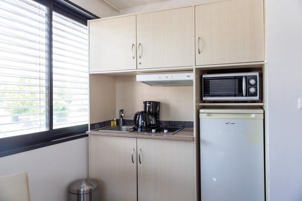 INVESTISSEMENT LOCATIF – FERNEY VOLTAIRE – Résidence Affaires Zenitude Swiss Apparthotels – 6.19 % de rentabilité