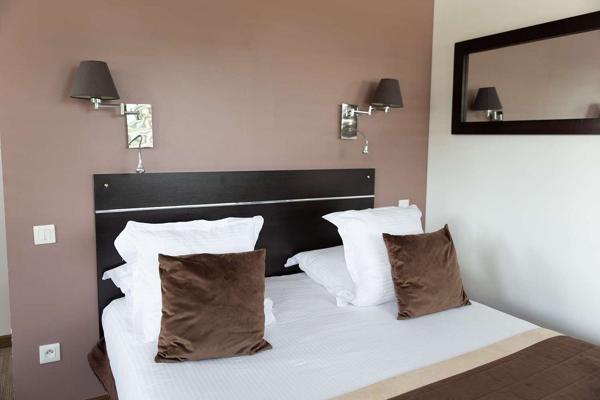 INVESTISSEMENT LOCATIF – FERNEY VOLTAIRE – Résidence Affaires Zenitude Swiss Apparthotels – 6.19 % de rentabilité