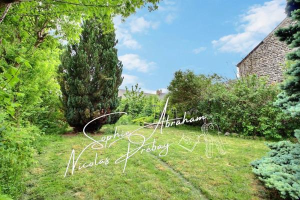 Authentique maison en pierre rénovée, charme, volumes et prestations de qualité