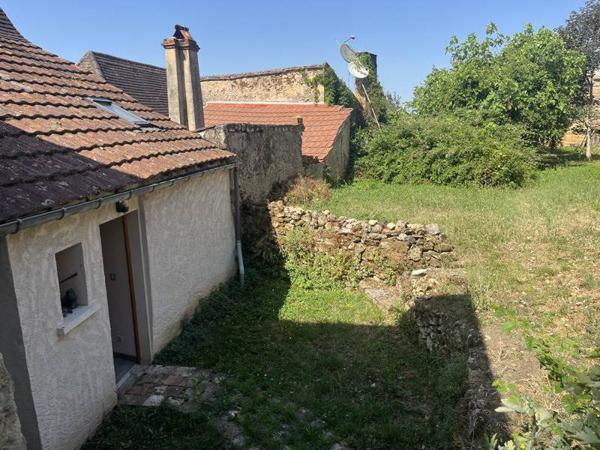 Maison 106 880 € Mouleydier 2 p 76 m² DPE D