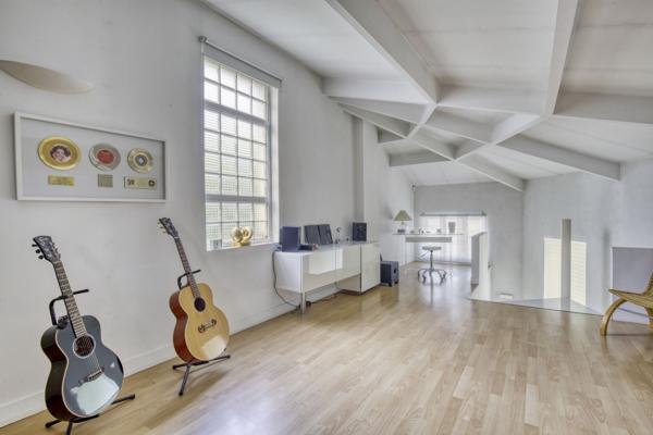 Maison 6 pièces - 200 m² Exclusivité efficity