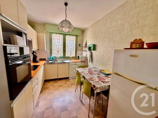 Appartement F3 à vendre  3 pièces - 57,30 m 2   GRANVILLE  - 50