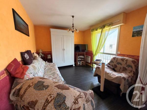 Appartement F3 à vendre  3 pièces - 57,30 m 2   GRANVILLE  - 50