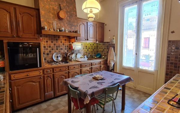 Maison à vendre    9 pièces •  Jouarre