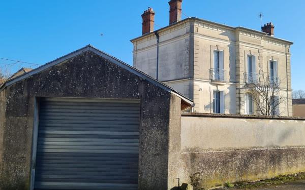 Maison à vendre    9 pièces •  Jouarre