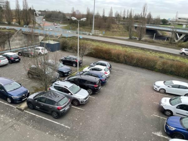 Bureaux à louer à Saint-Herblain proche commerces et axes routiers principaux
