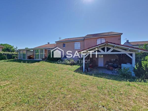 Villa moderne avec jardin et piscine