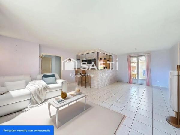 Villa moderne avec jardin et piscine