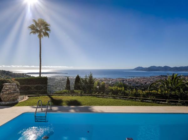 Vente Villa de luxe Cannes 7 Pièces 211 m²