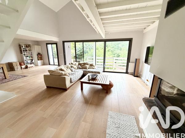 Maison à vendre 6 pièces 220 m² Latresne