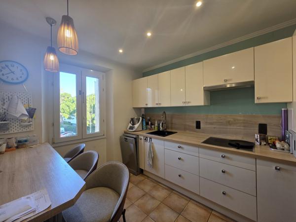 Golfe Juan (06220) Appartement 3 pièces + combles aménageables – Golfe-Juan