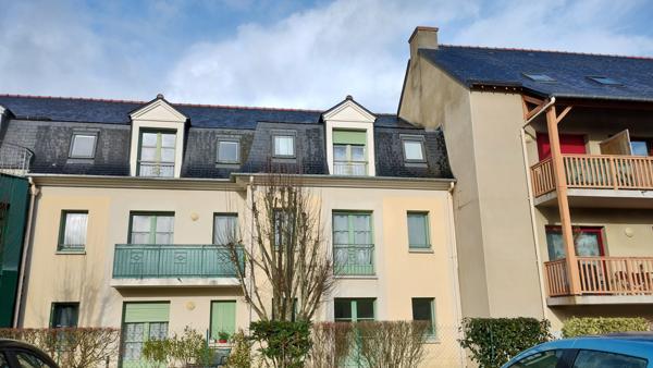 TROP TARD VENDU AVEC UNE VISITE CIBLEE Plein Bourg Beaux T3 Sud et box proche commodités à 30 min centre R