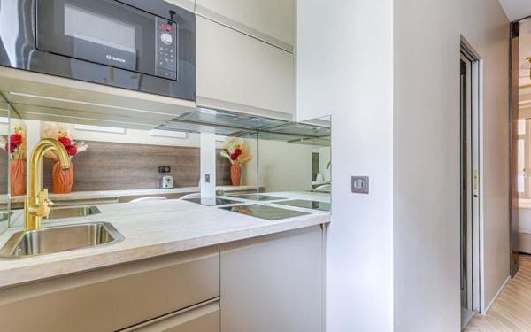 Appartement à vendre    1 pièce • 19,02 m2 Paris 7