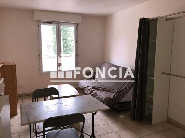 Location Studio 24.16 m² - 3 RUE DE LA BRUYERE La Roche Sur Yon 85000